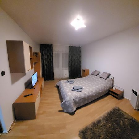 Studio Bdn Sangeorgiu de Mures Ngoại thất bức ảnh