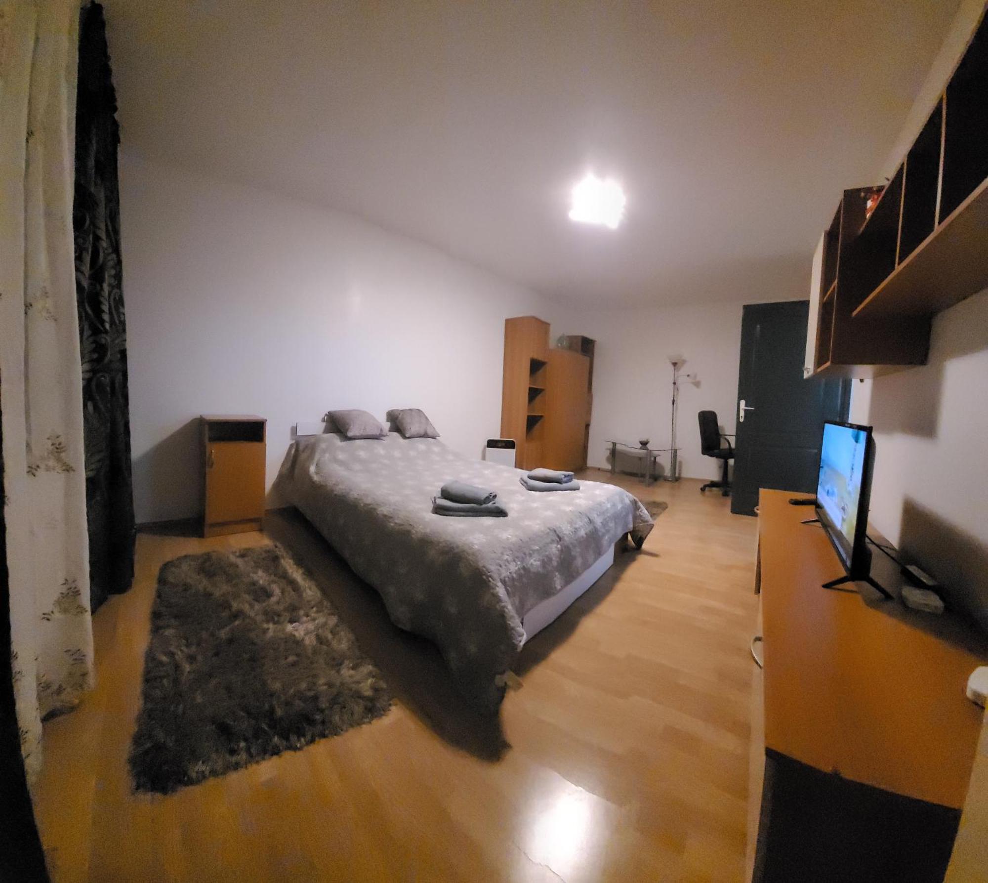 Studio Bdn Sangeorgiu de Mures Ngoại thất bức ảnh